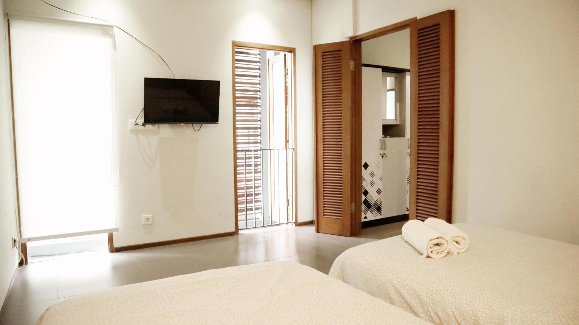 Proven Living Hotel Bandung Bagian luar foto